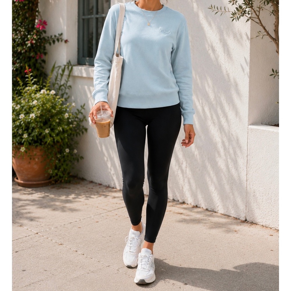 Fila Womens Light Blue Crewneck Sweatshirt Embroidered Logo Pockets Small
